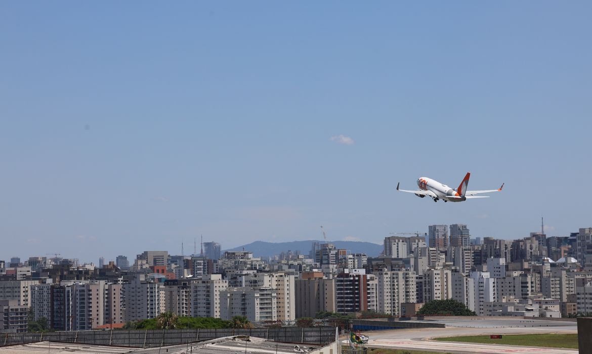 Anac endurece regras para uso de slots da aviação geral em Congonhas, em São Paulo